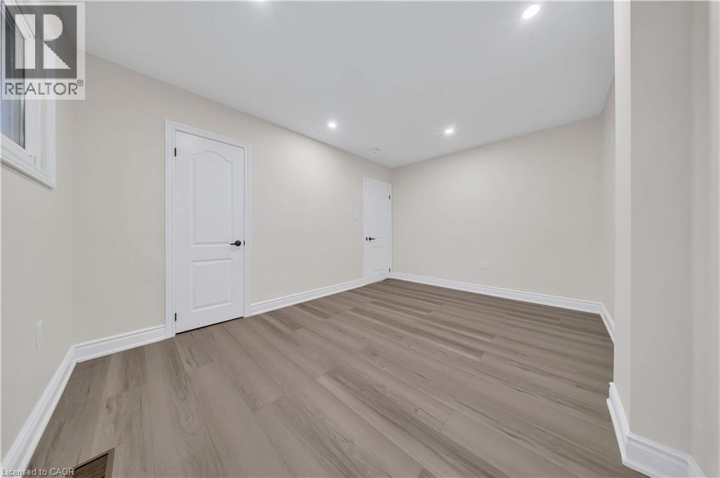 441 West 5Th Street, Hamilton, ON - Indoor Photo Showing Other Room