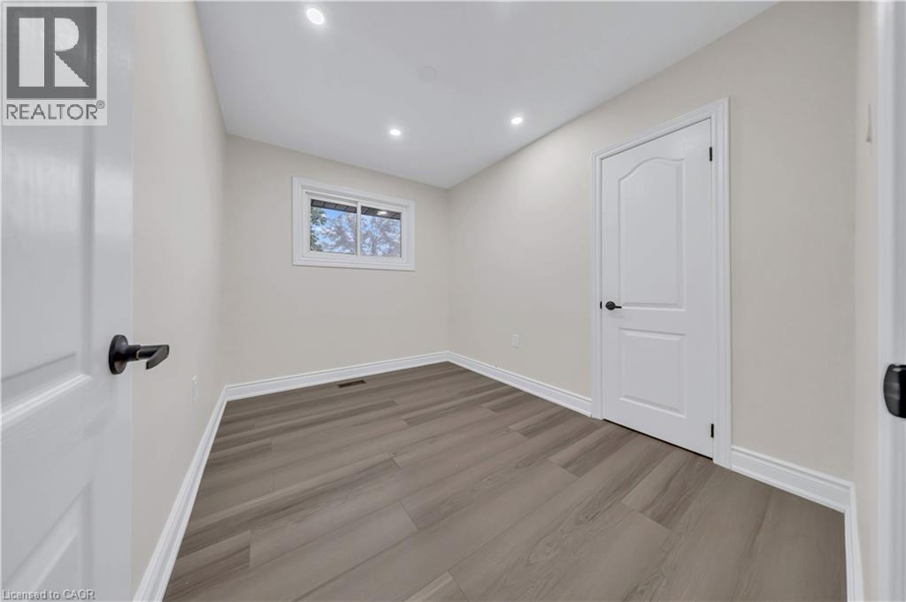 441 West 5Th Street, Hamilton, ON - Indoor Photo Showing Other Room