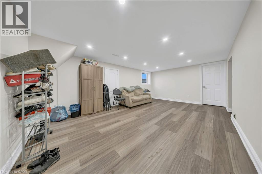 441 West 5Th Street, Hamilton, ON - Indoor