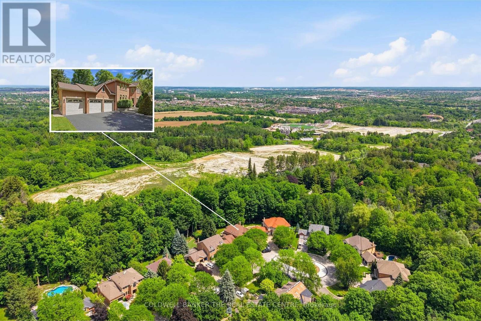 Hills of St. Andrew on Family Friendly Court - 49 Falling Leaf Court, Aurora, ON - Outdoor With View