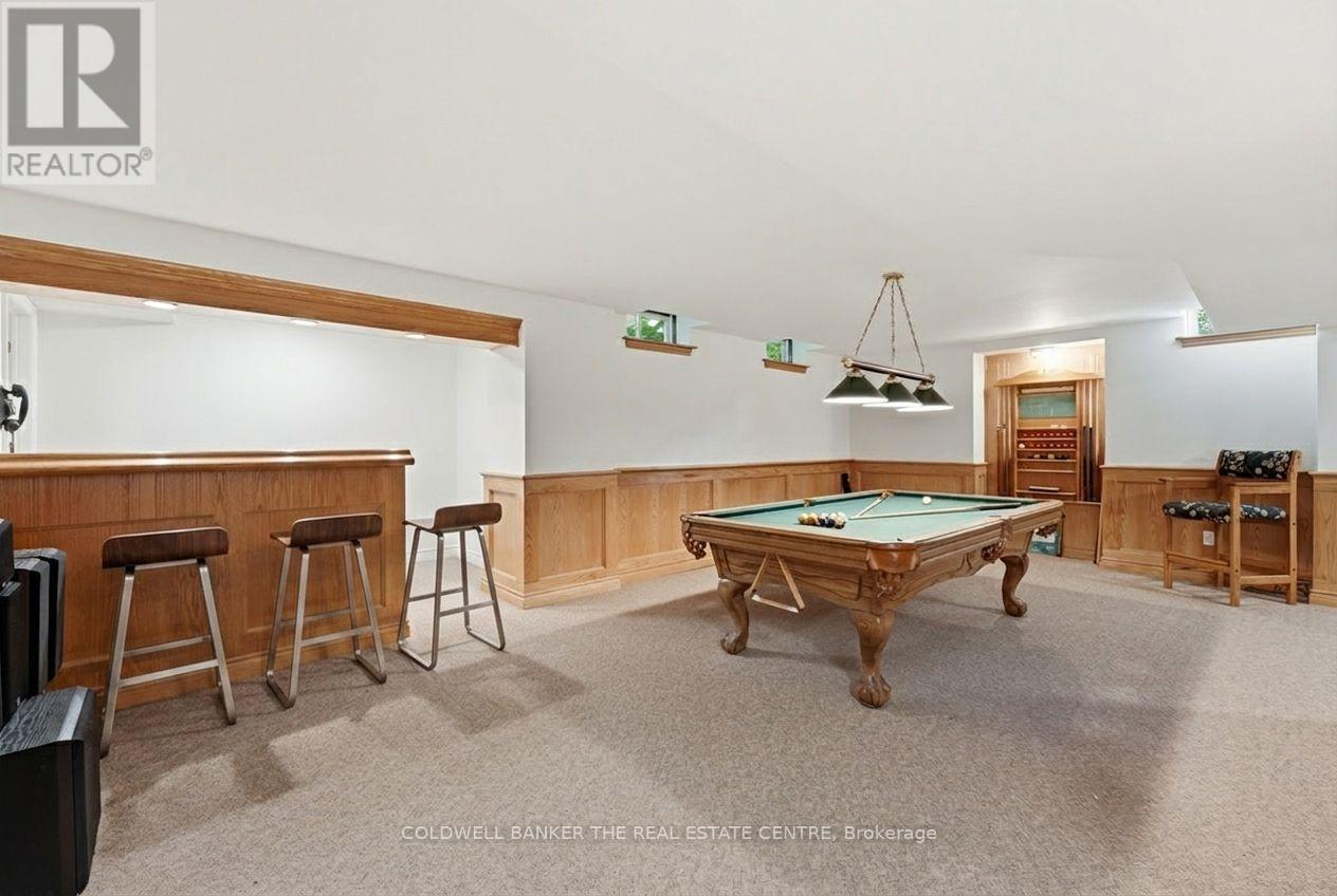 Basement Recreation Rm with Bar - 49 Falling Leaf Court, Aurora, ON - Indoor Photo Showing Other Room