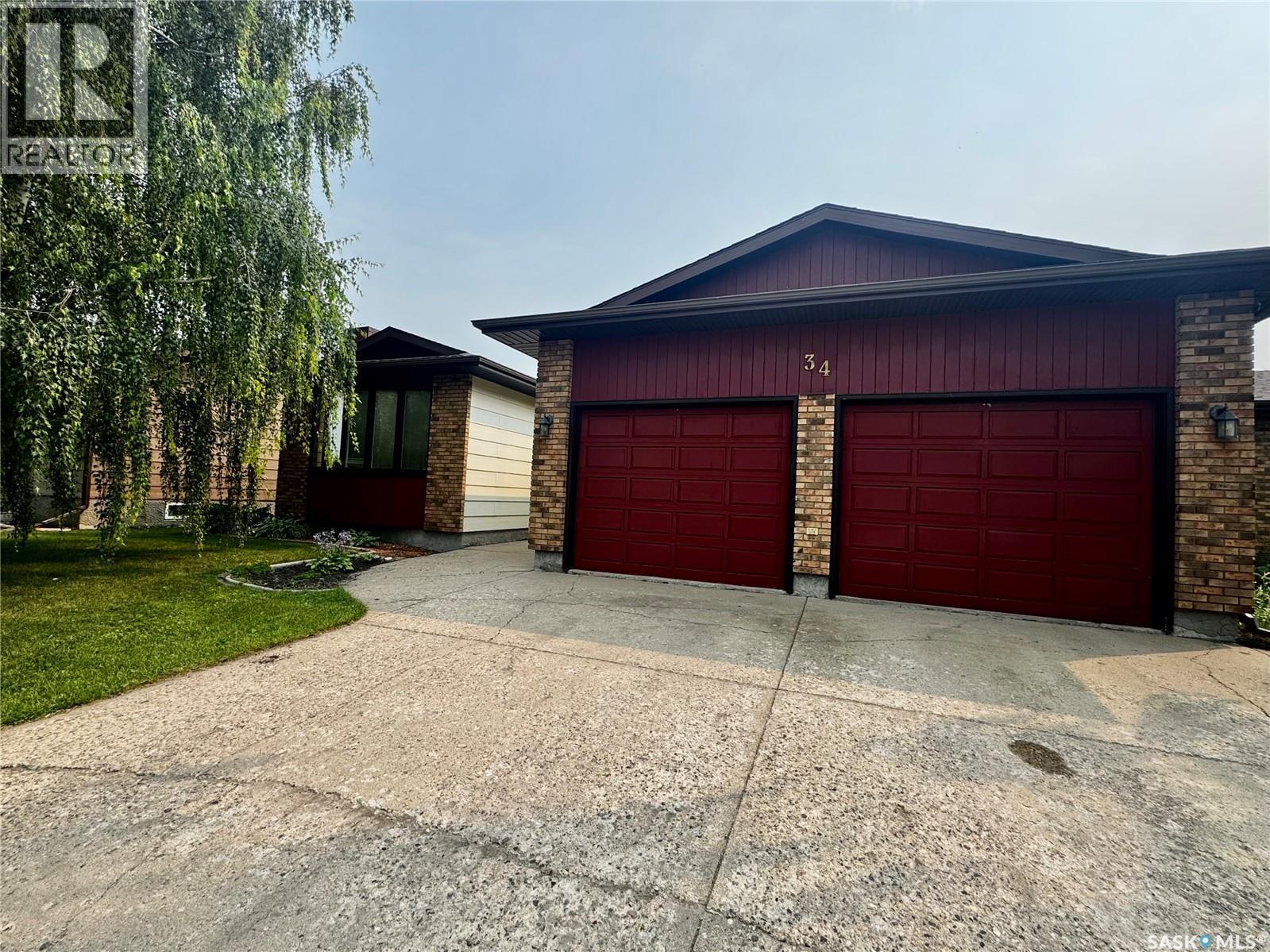 34 Blackwell Crescent, Yorkton, SK - Outdoor