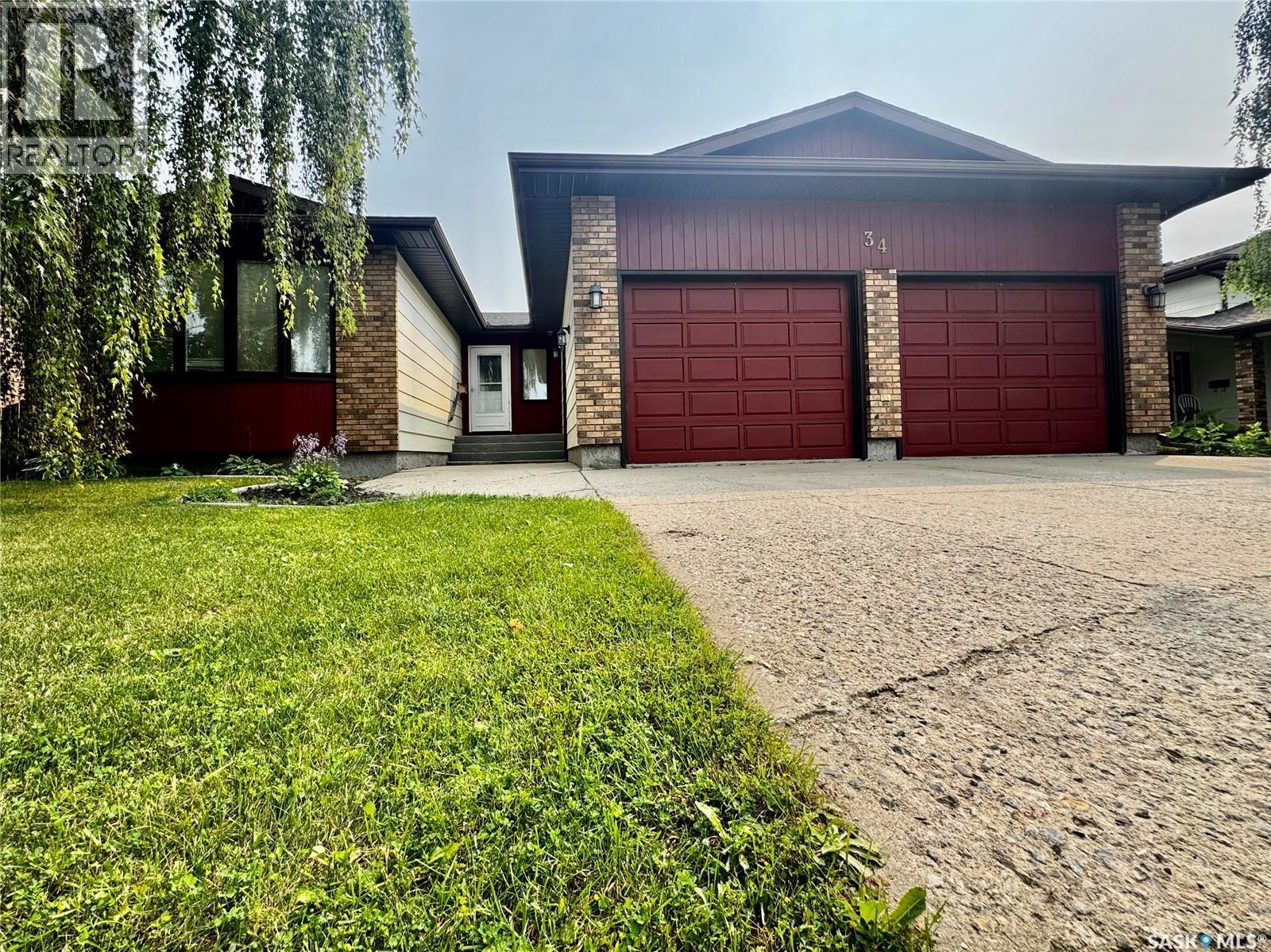 34 Blackwell Crescent, Yorkton, SK - Outdoor