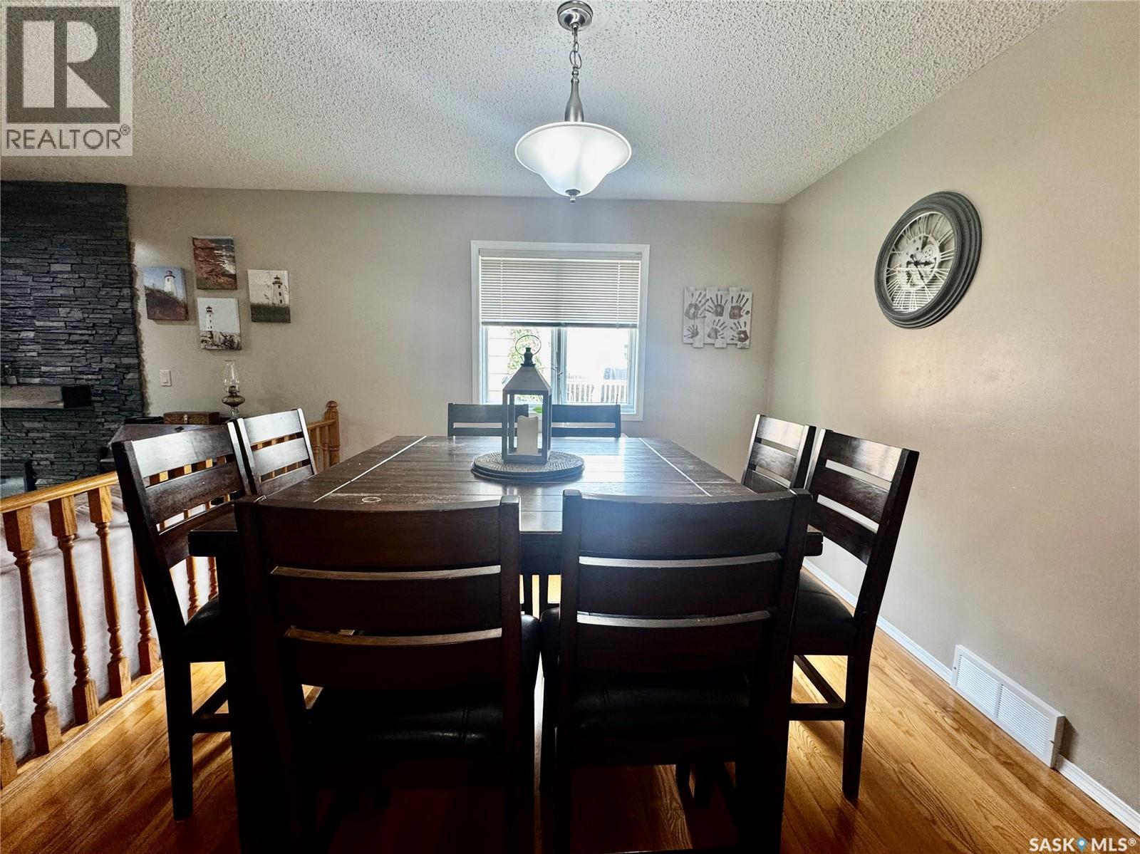 34 Blackwell Crescent, Yorkton, SK - Indoor Photo Showing Dining Room