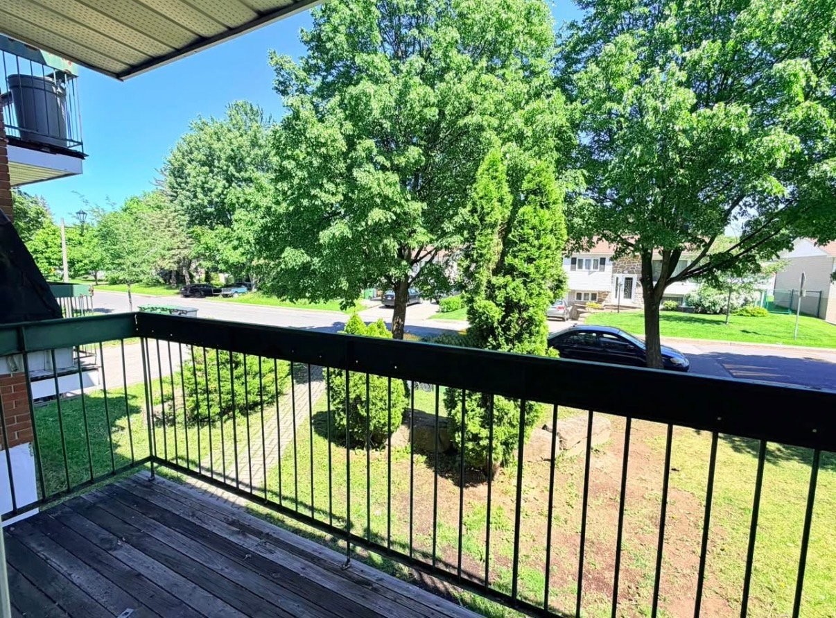 Balcon - 2-4460 Rue Elgin, Montréal (Pierrefonds-Roxboro), QC - Outdoor With Exterior