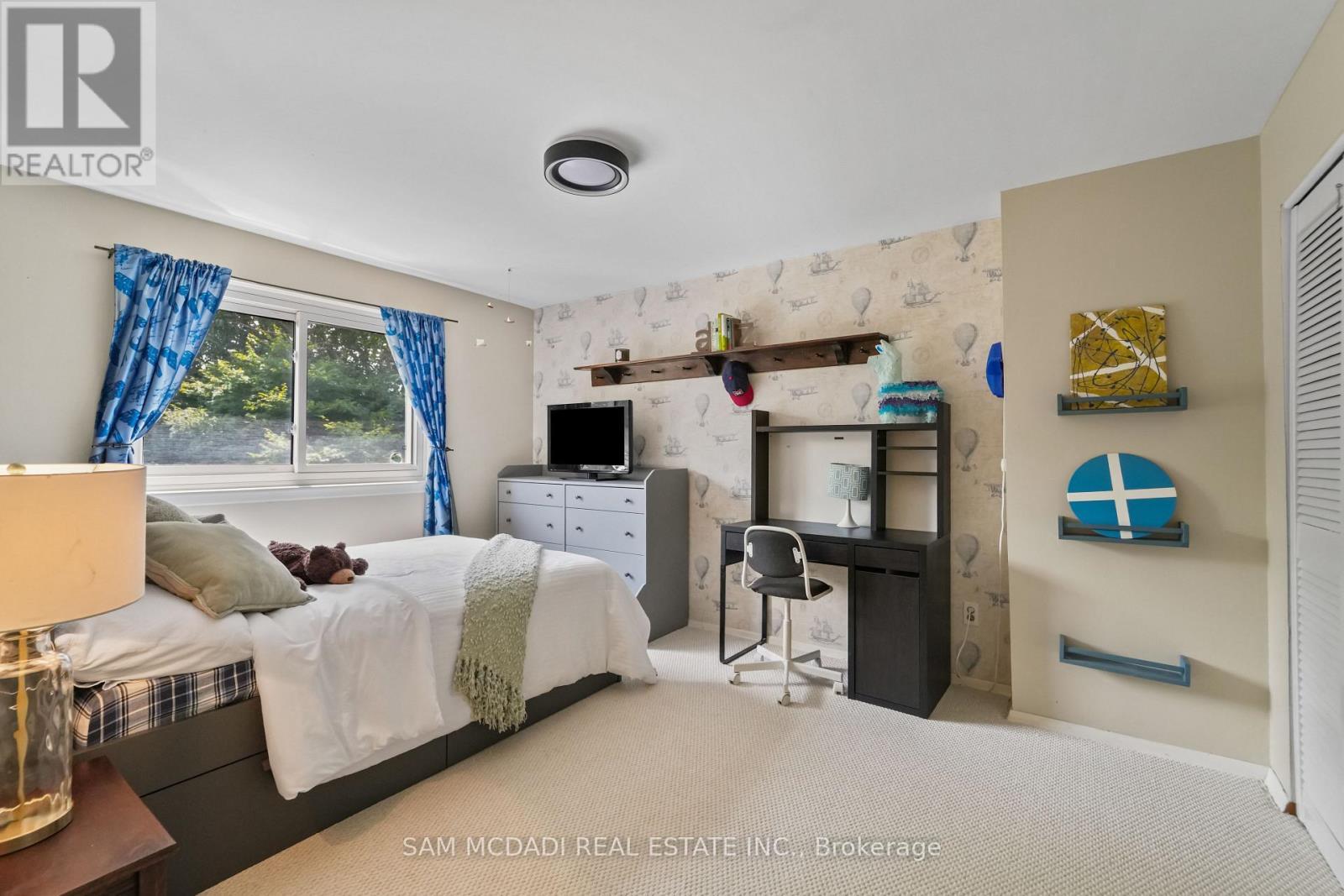 1440 Leda Avenue, Mississauga, ON - Indoor Photo Showing Bedroom