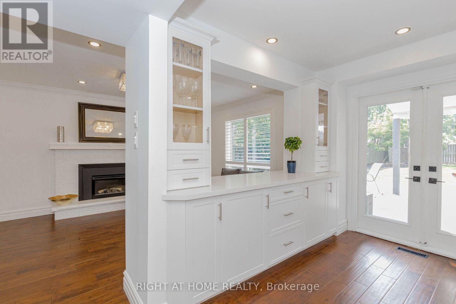 1073 Mesa Crescent, Mississauga, ON - Indoor Photo Showing Other Room