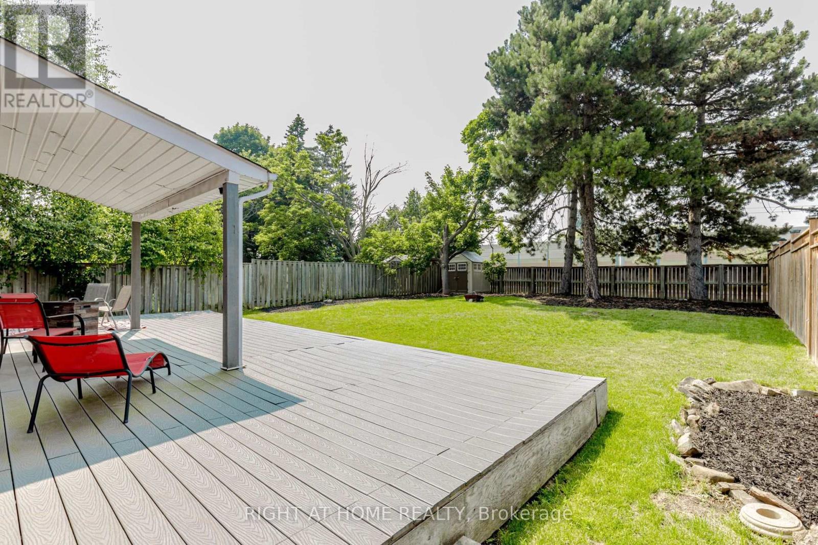 1073 Mesa Crescent, Mississauga, ON - Outdoor With Deck Patio Veranda With Backyard