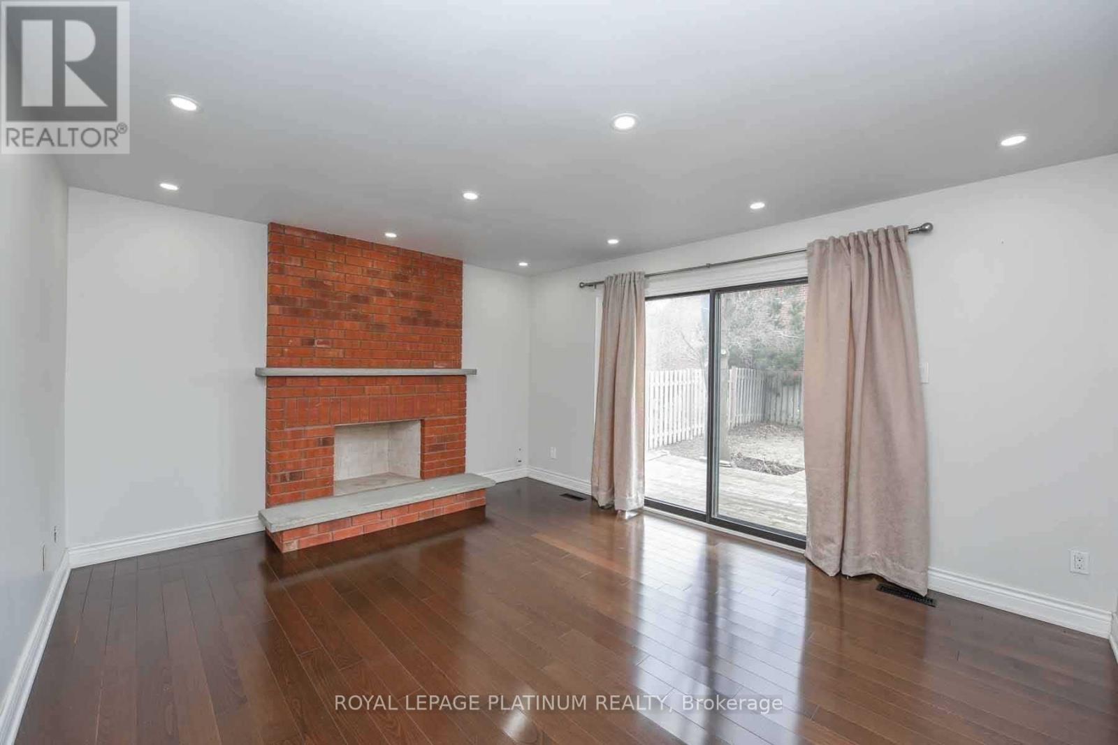 63 Lord Simcoe Drive, Brampton, ON - Indoor Photo Showing Other Room