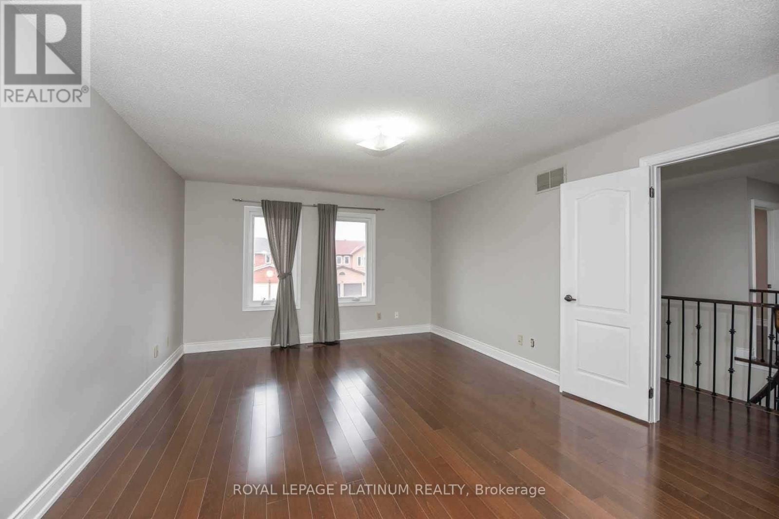 63 Lord Simcoe Drive, Brampton, ON - Indoor Photo Showing Other Room