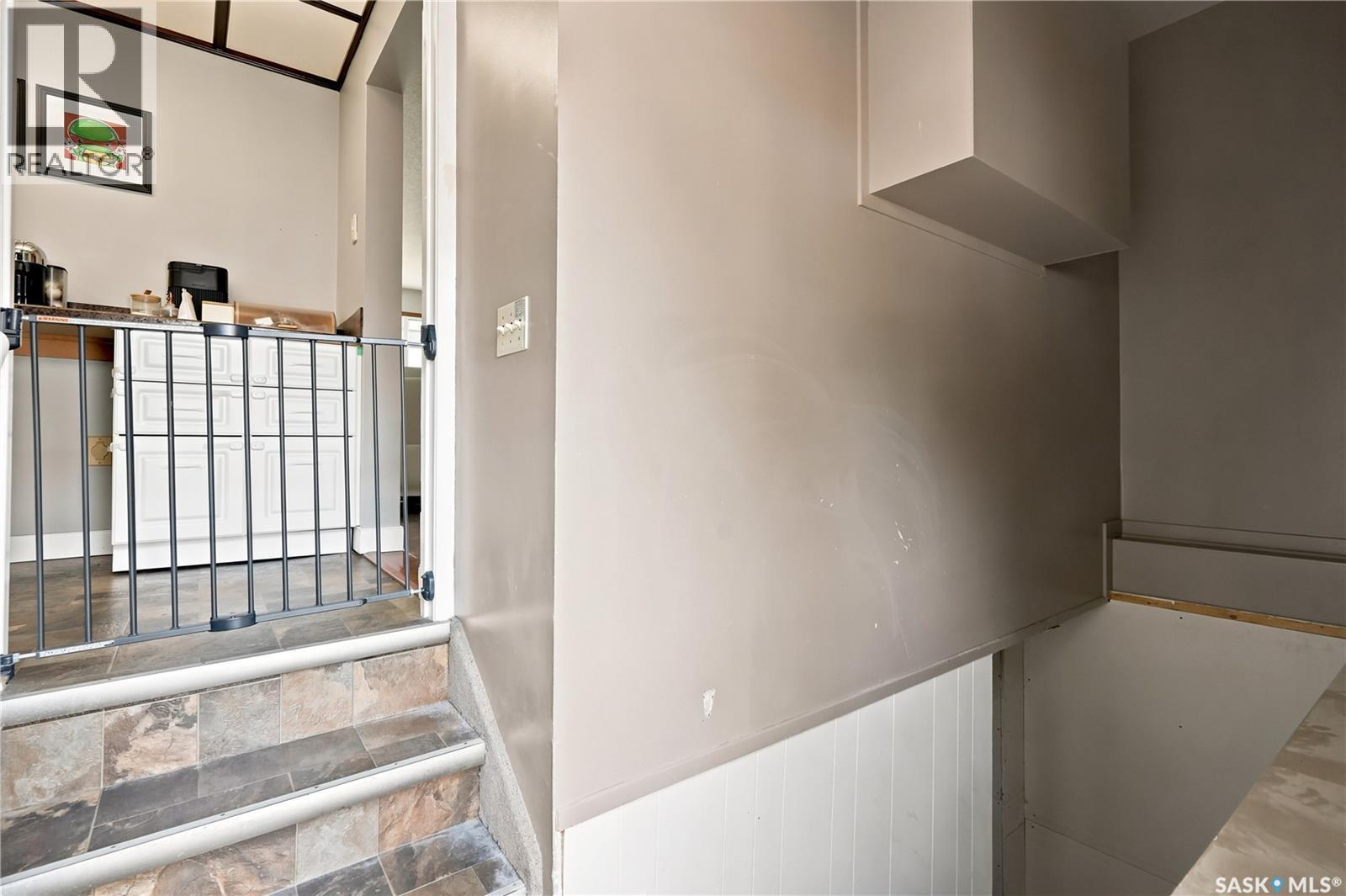 144 Orchard Crescent, Regina, SK - Indoor Photo Showing Other Room
