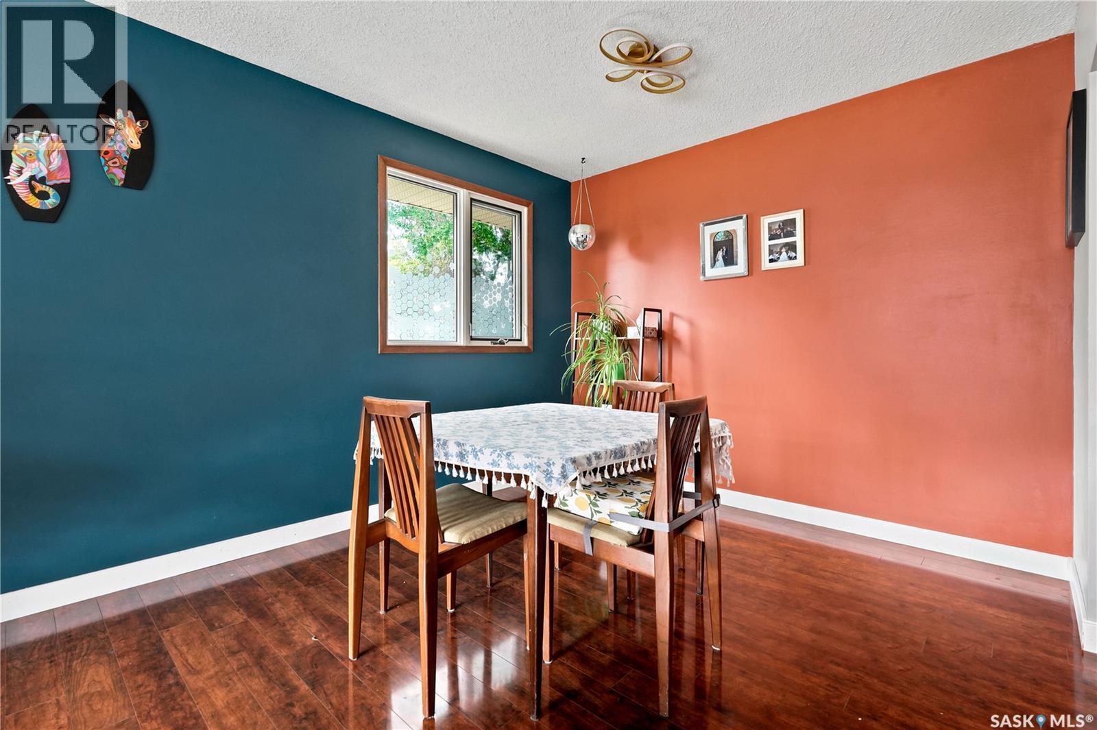 144 Orchard Crescent, Regina, SK - Indoor Photo Showing Dining Room