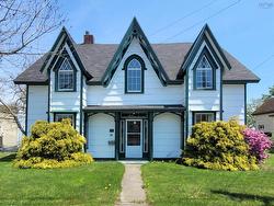 20 North Street Lockeport, NS B0T 1L0