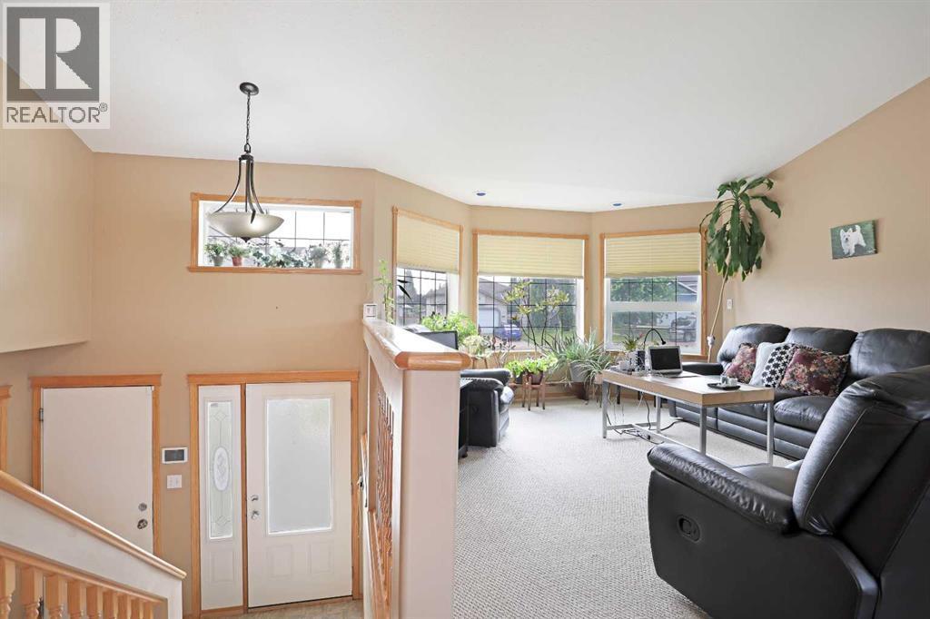 372 Lake Stafford Drive E, Brooks, AB - Indoor