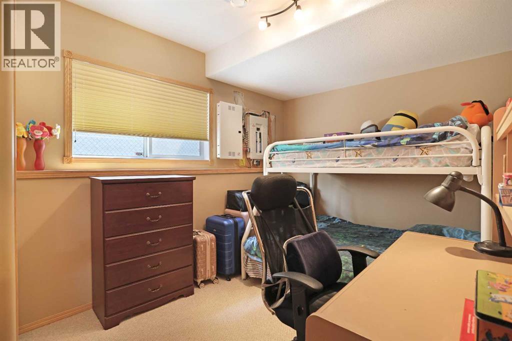 372 Lake Stafford Drive E, Brooks, AB - Indoor Photo Showing Office