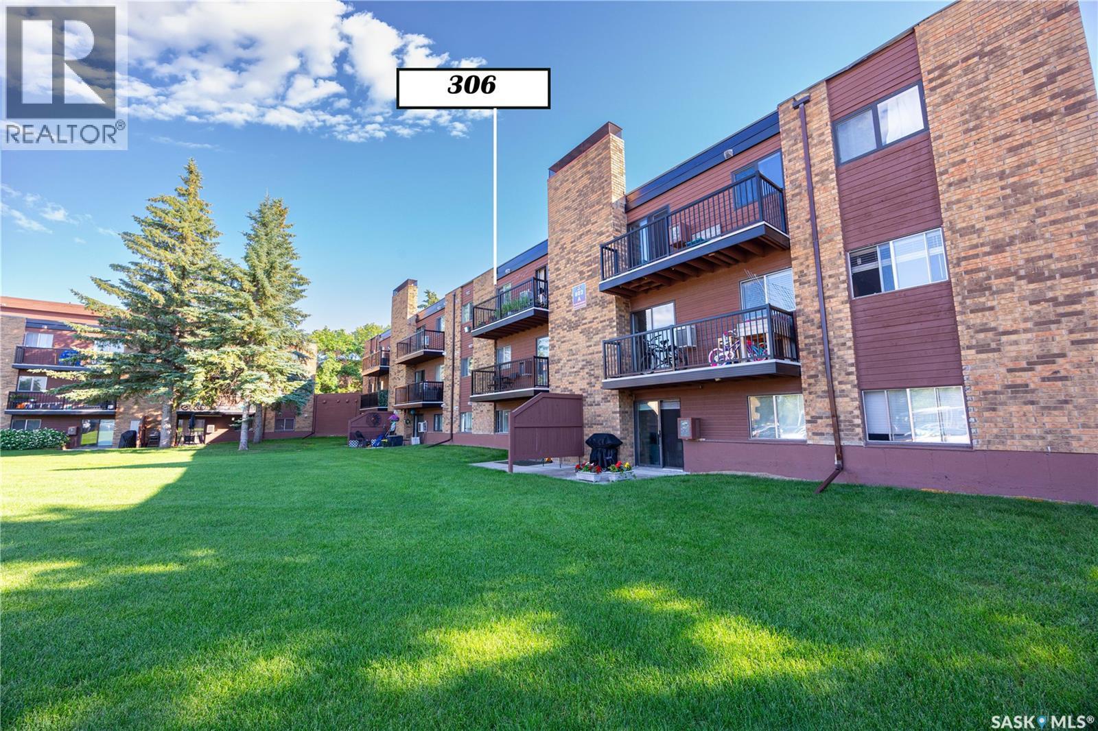 306 802A Kingsmere Boulevard, Saskatoon, SK - Outdoor With Balcony