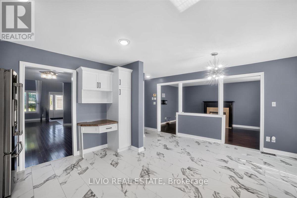 19 Konstantine Court, Hamilton, ON - Indoor