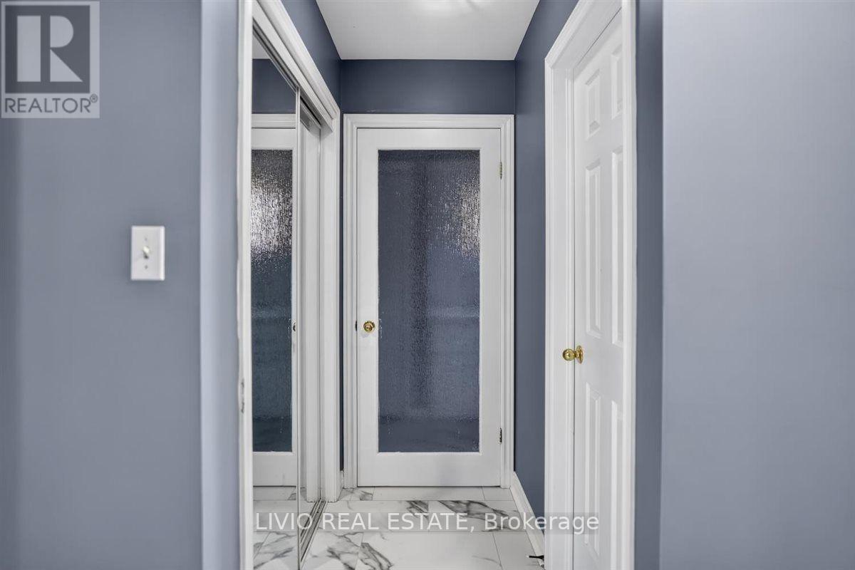 19 Konstantine Court, Hamilton, ON - With Exterior