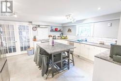 Eat in kitchen - 