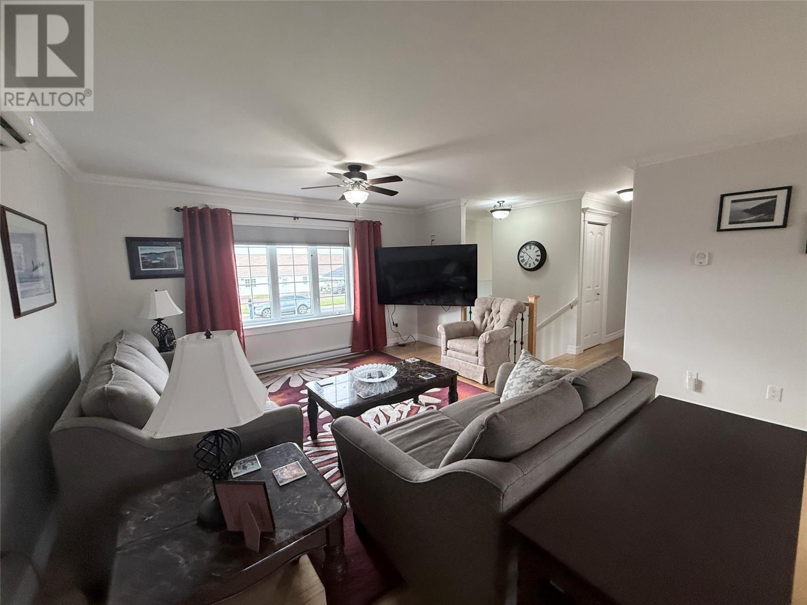 21 Smith Drive, Botwood, NL - Indoor Photo Showing Living Room