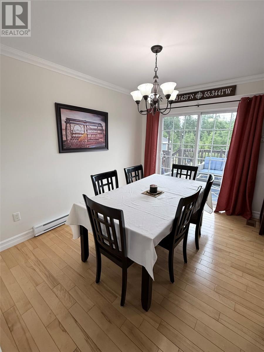21 Smith Drive, Botwood, NL - Indoor Photo Showing Dining Room