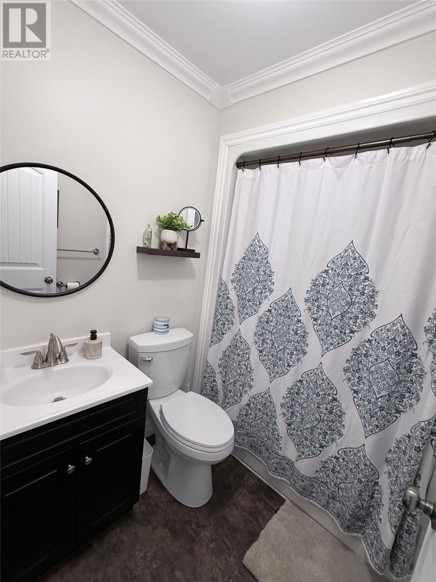 21 Smith Drive, Botwood, NL - Indoor Photo Showing Bathroom
