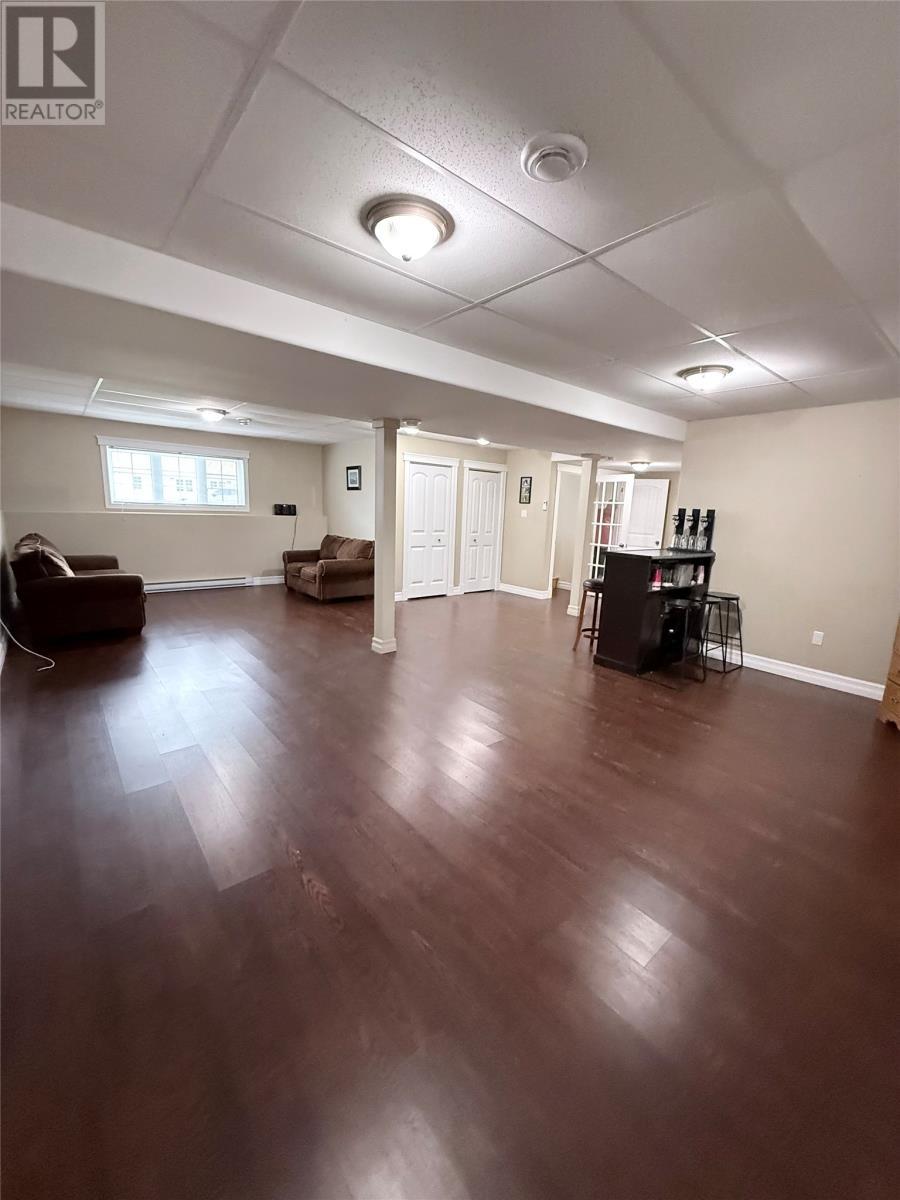 21 Smith Drive, Botwood, NL - Indoor