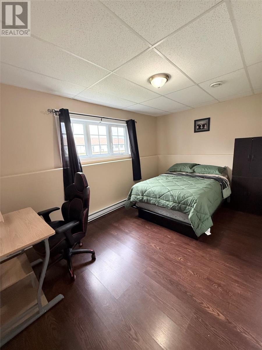 21 Smith Drive, Botwood, NL - Indoor Photo Showing Bedroom