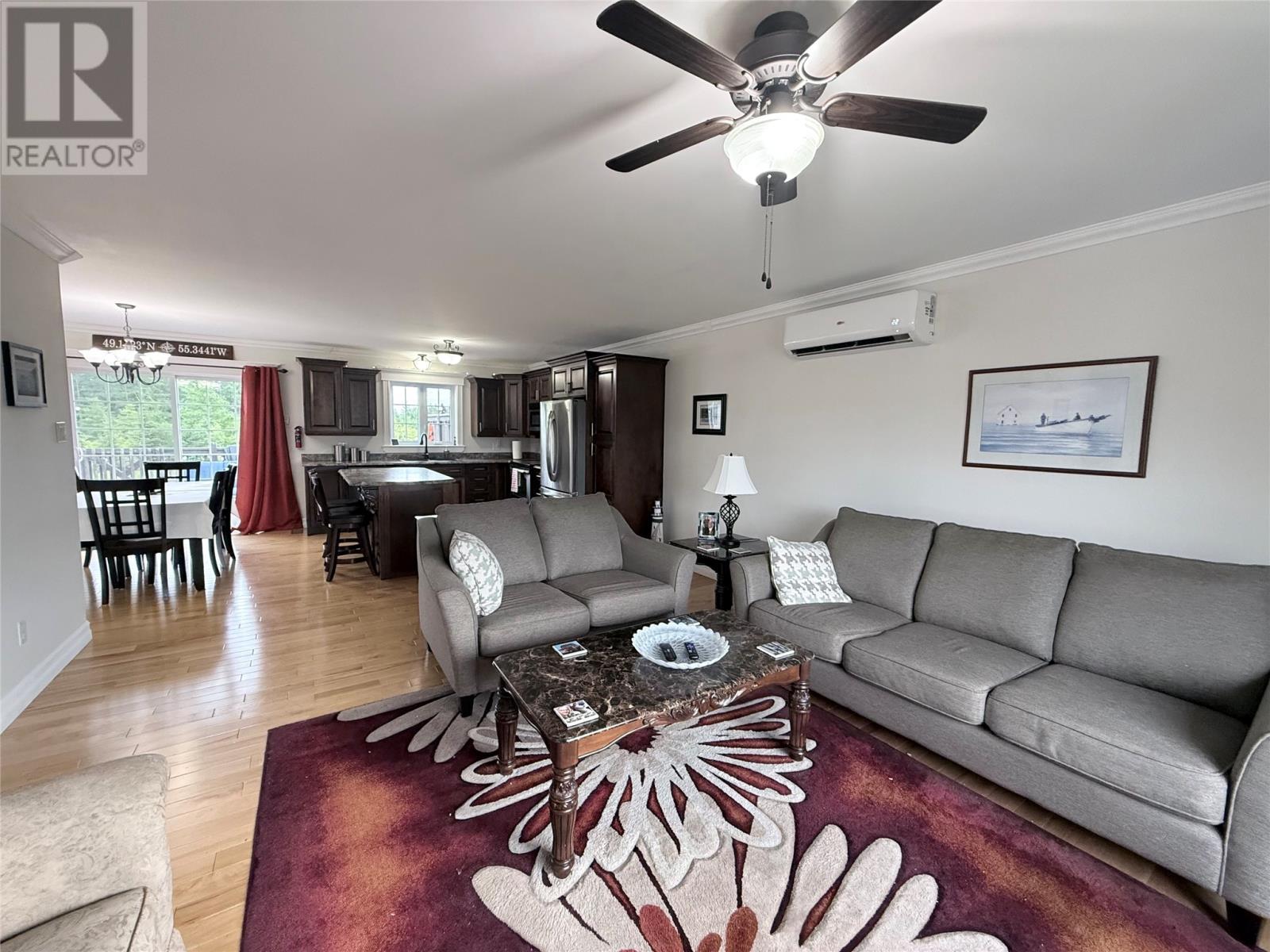 21 Smith Drive, Botwood, NL - Indoor Photo Showing Living Room