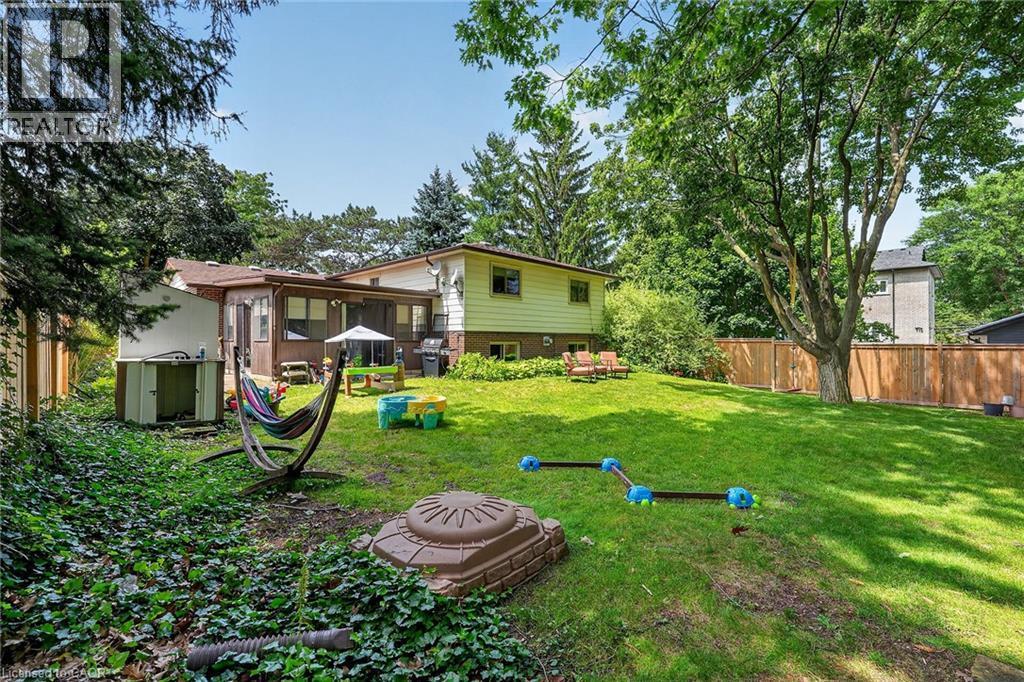 3 Orchard Parkway, Grimsby, ON - Outdoor With Backyard