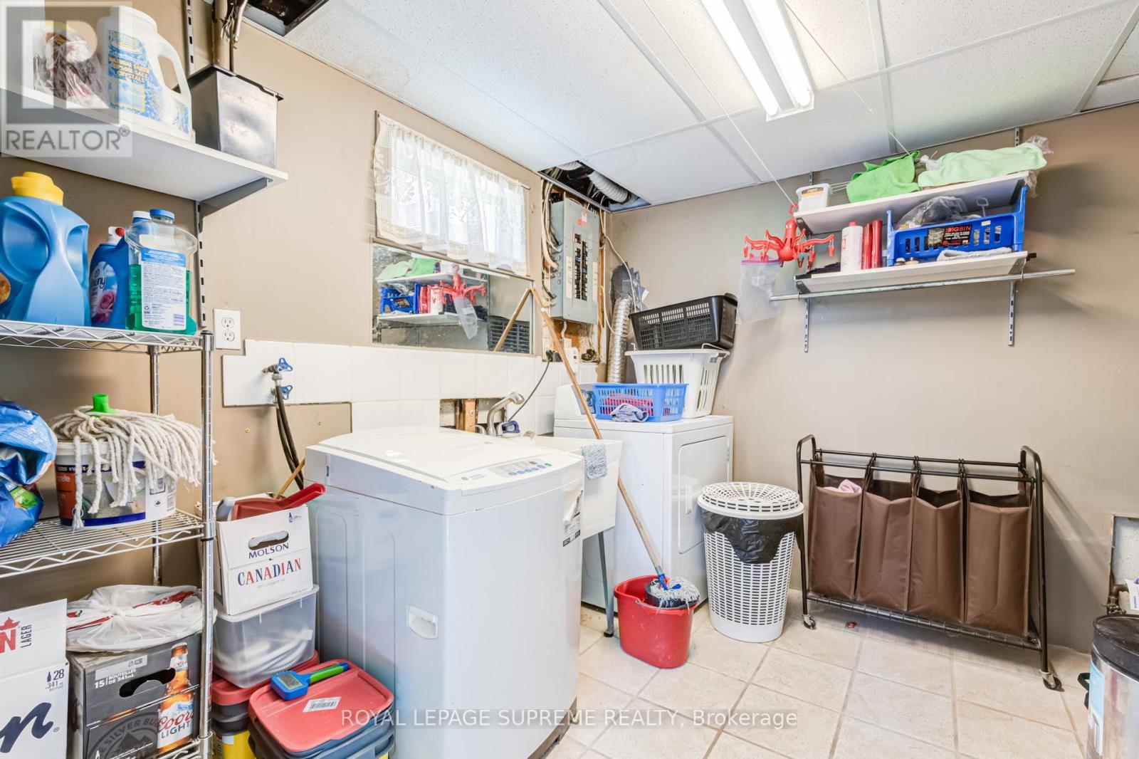 7236 Meyer Drive, Mississauga, ON - Indoor Photo Showing Laundry Room