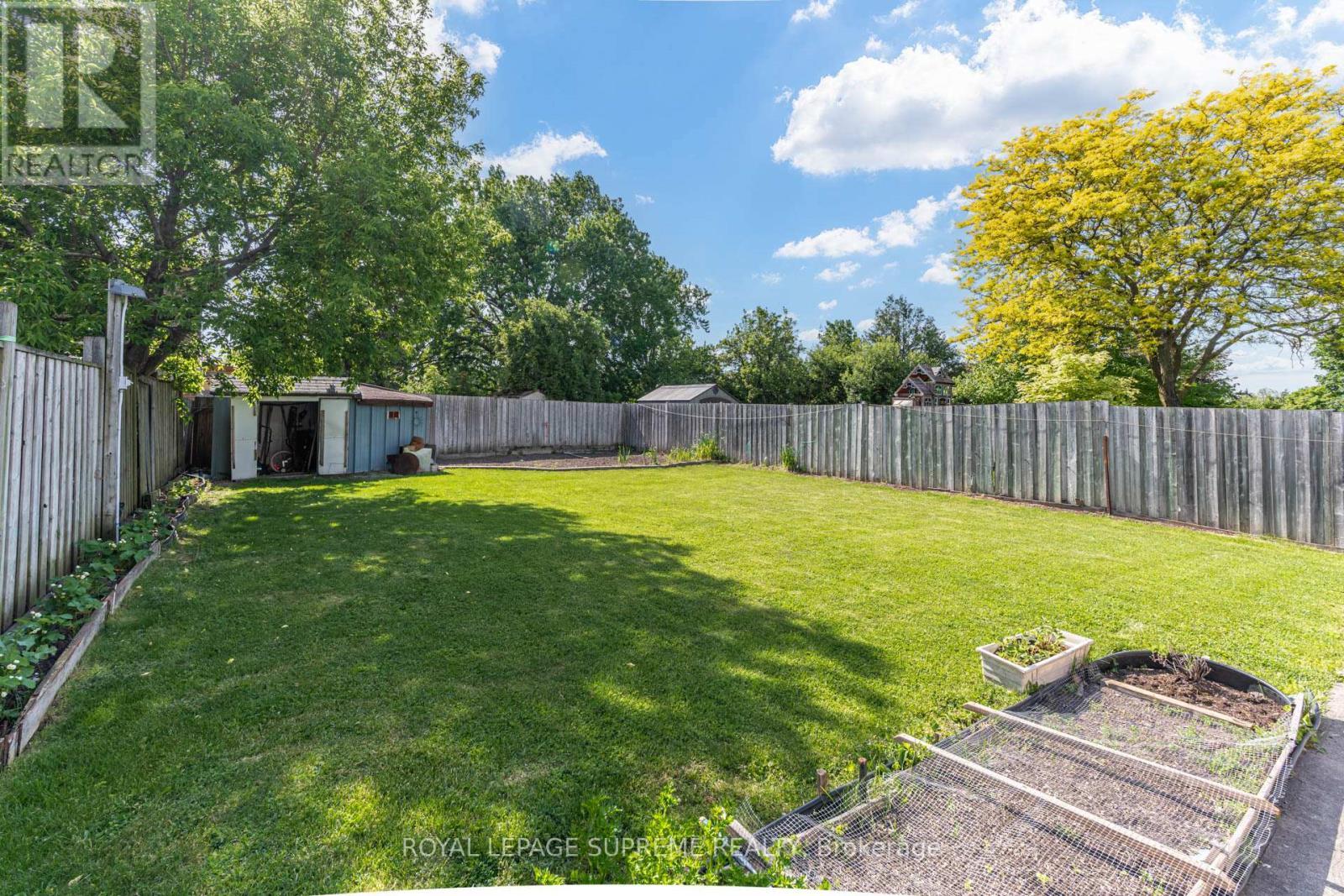 7236 Meyer Drive, Mississauga, ON - Outdoor With Backyard