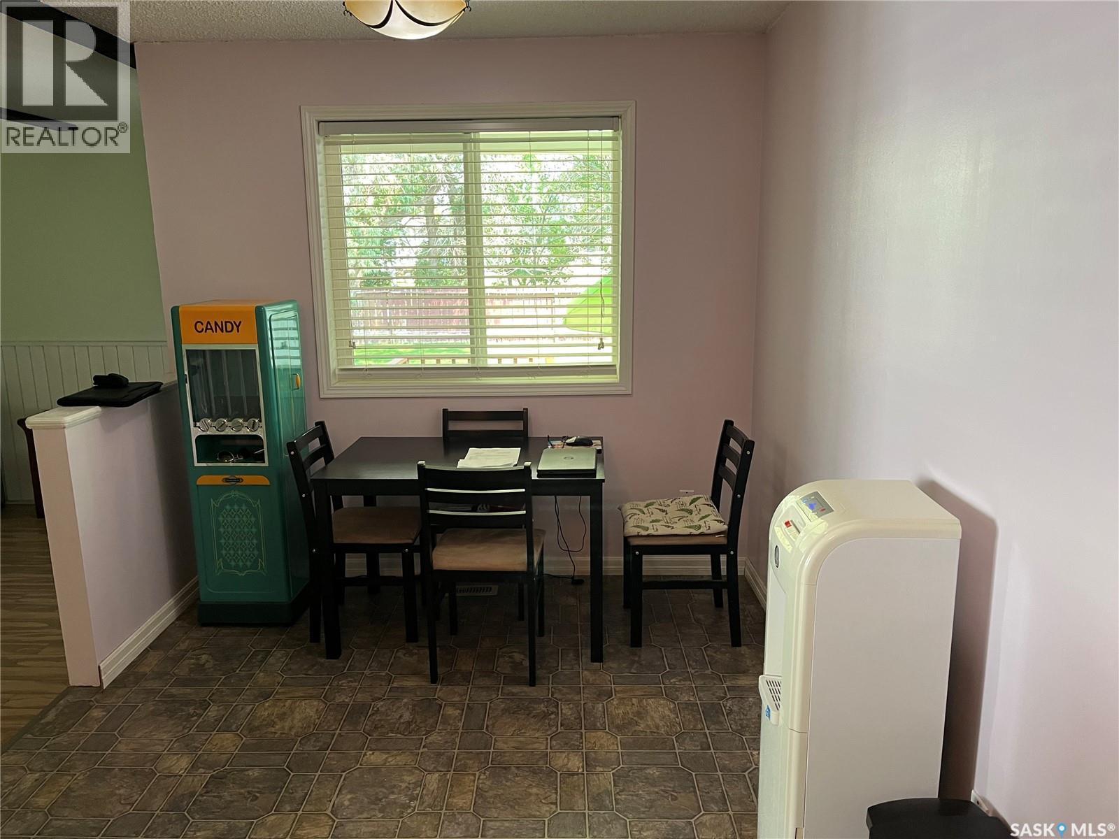 214 Westview Drive, Coronach, SK - Indoor