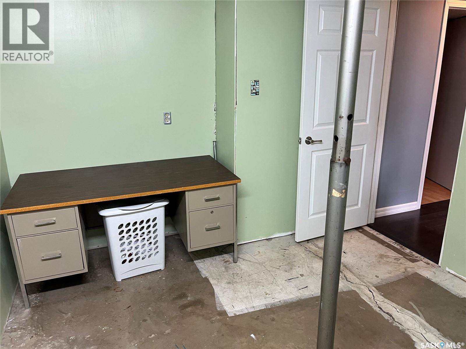 214 Westview Drive, Coronach, SK - Indoor Photo Showing Other Room