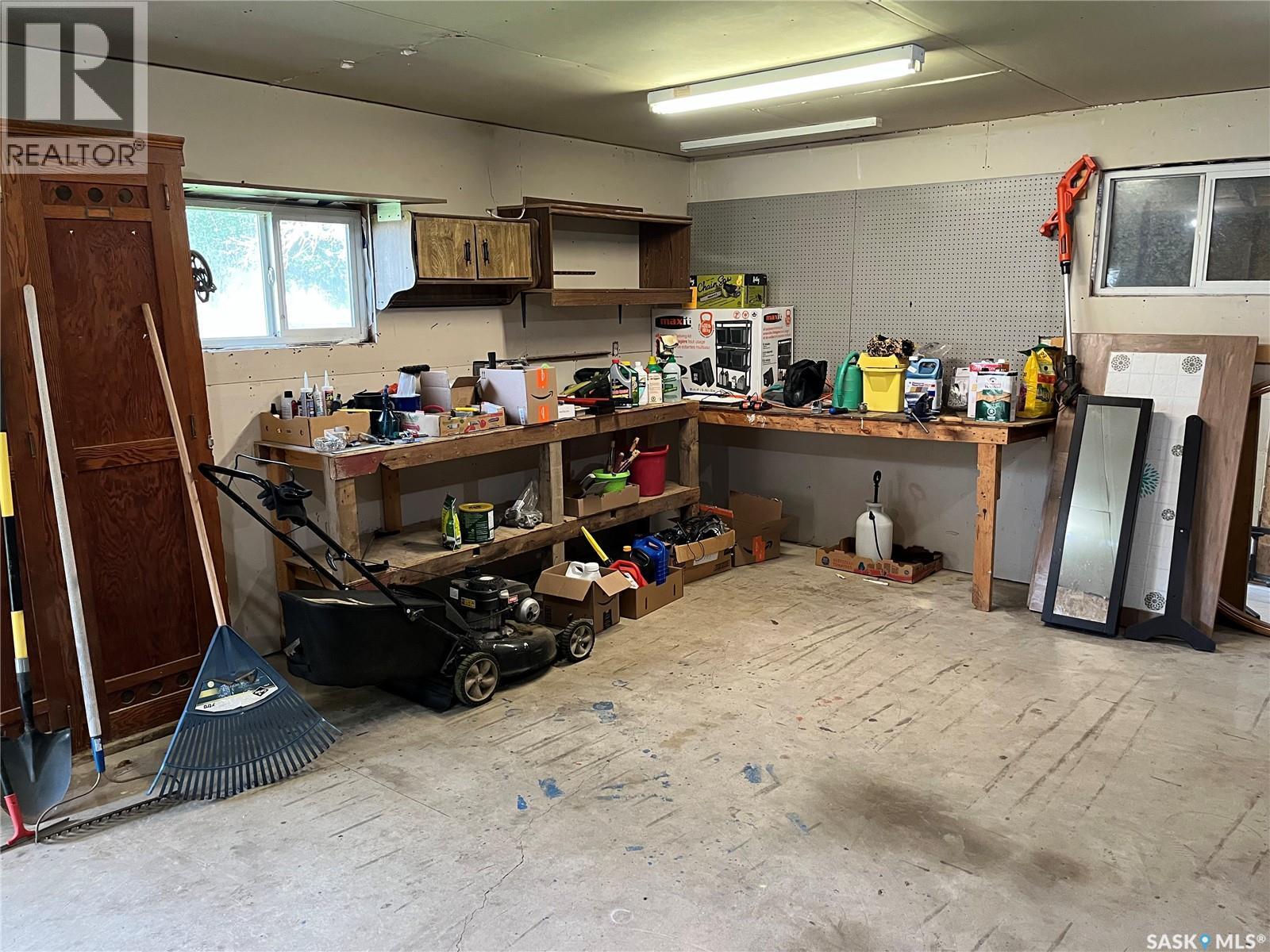 214 Westview Drive, Coronach, SK - Indoor