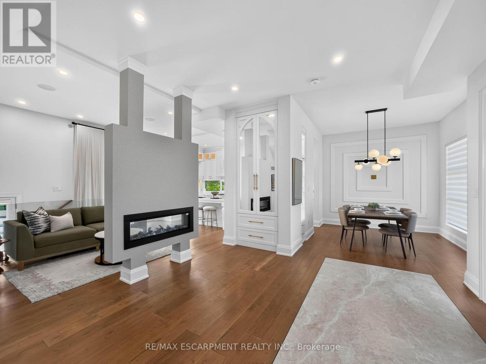 5178 Hunter Drive, Burlington, ON