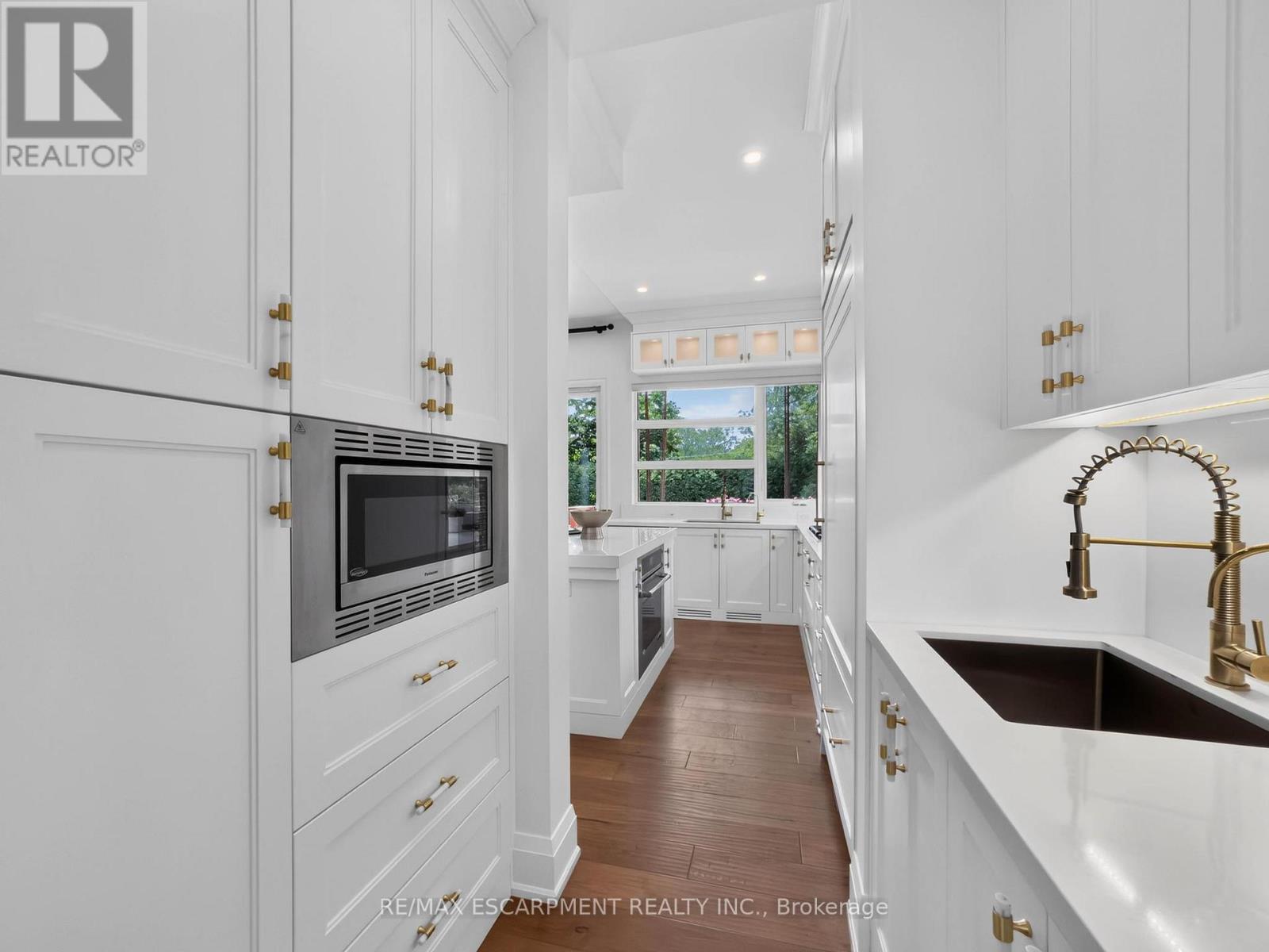 5178 Hunter Drive, Burlington, ON