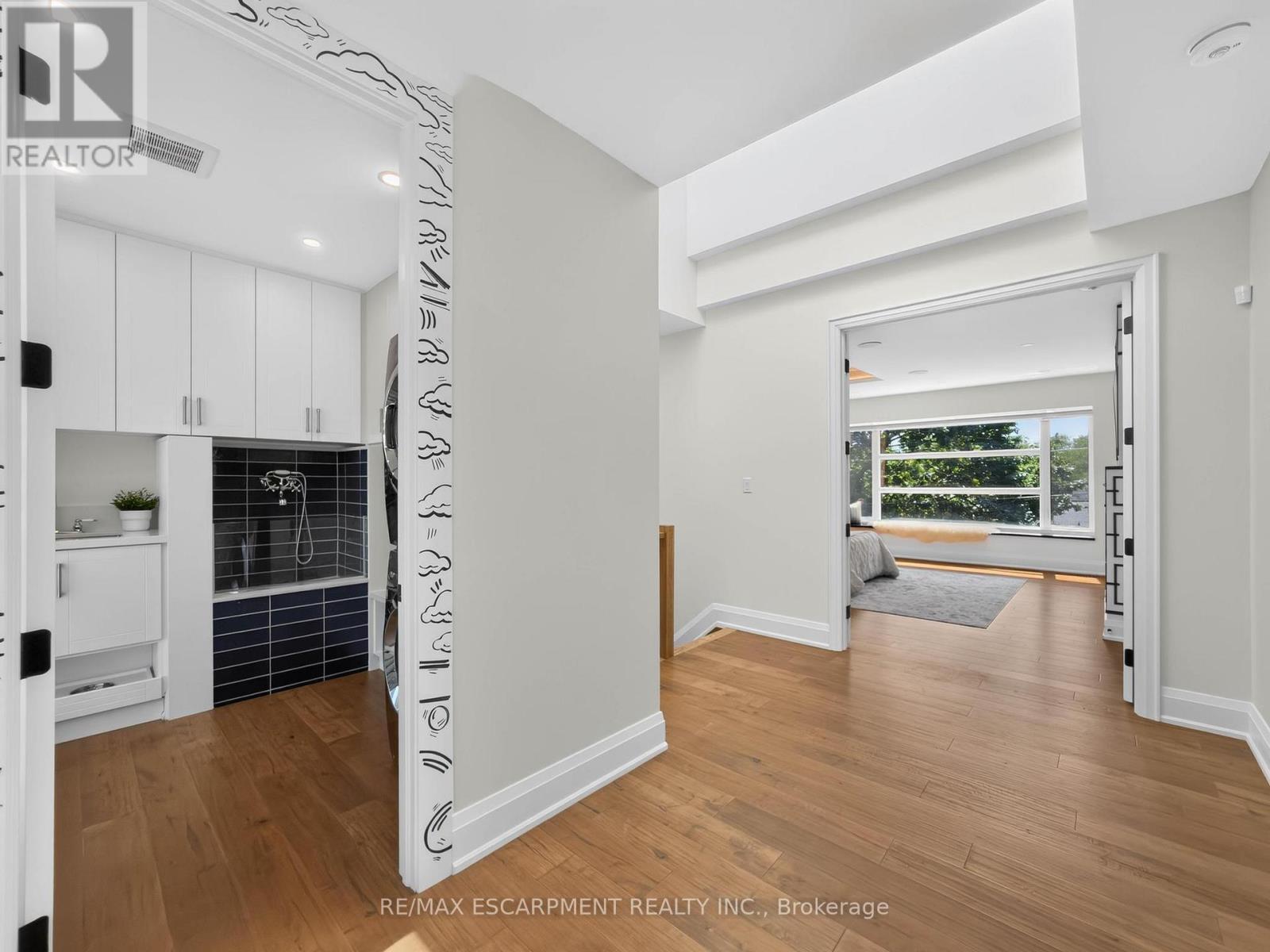 5178 Hunter Drive, Burlington, ON