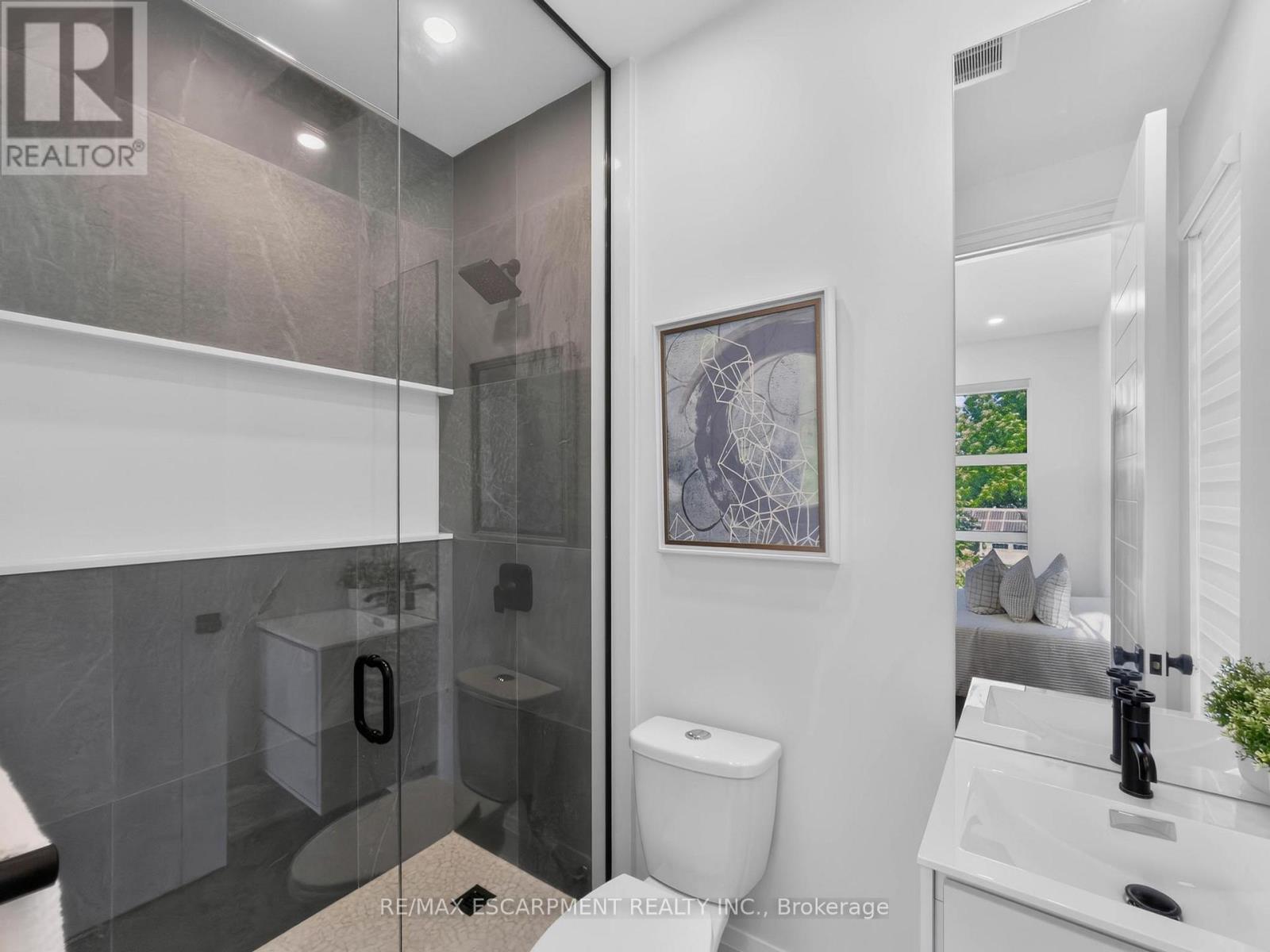 5178 Hunter Drive, Burlington, ON
