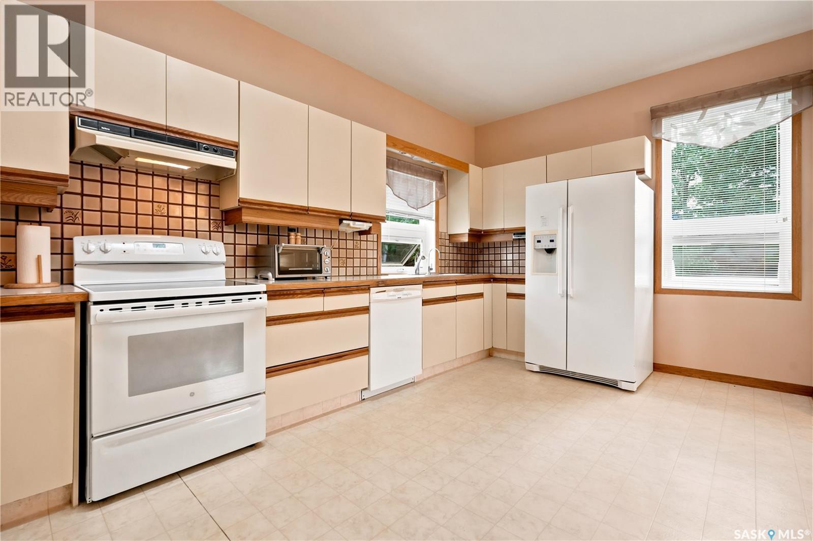 749 Gibson Road, Balgonie, SK - Indoor Photo Showing Kitchen