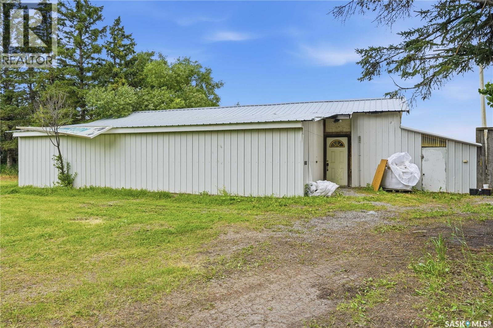 749 Gibson Road, Balgonie, SK - Outdoor