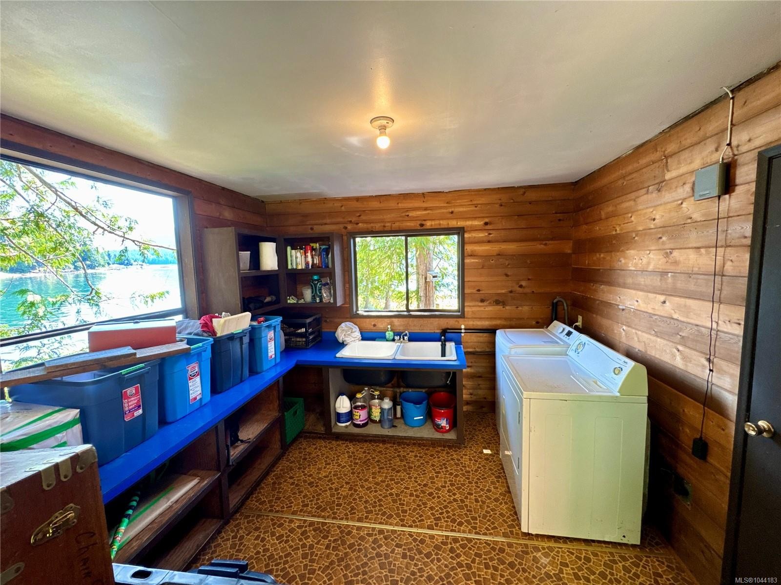 185 Leeson Point Rd, Quatsino, BC