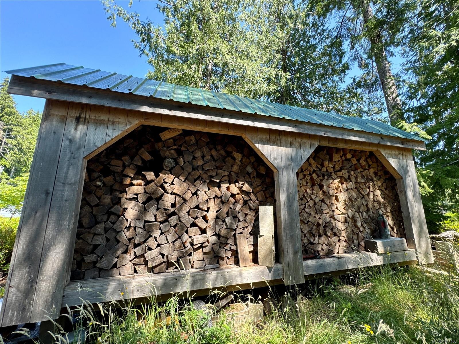 185 Leeson Point Rd, Quatsino, BC