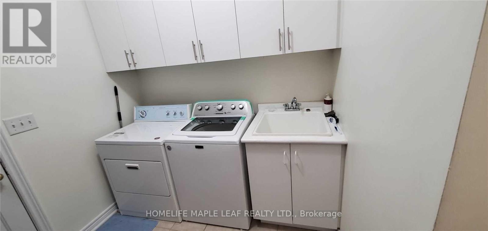 5 Gallucci Crescent, Brampton, ON - Indoor Photo Showing Laundry Room