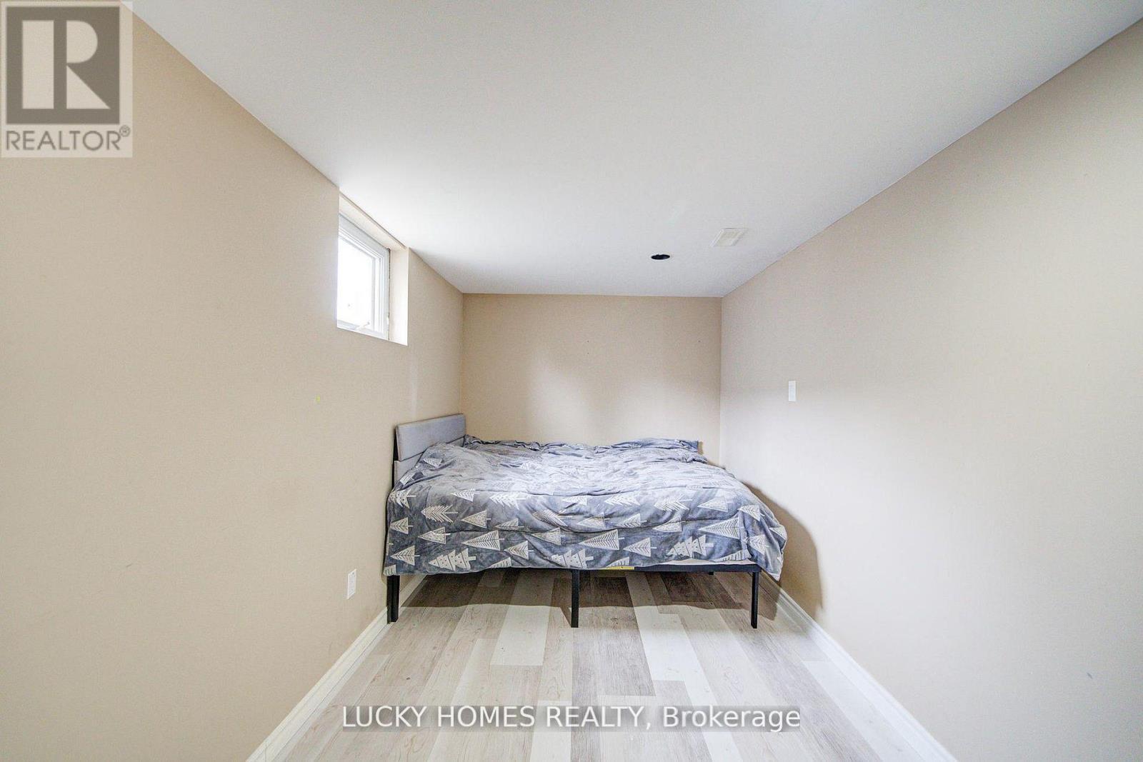 711 Otonabee Drive, Peterborough, ON - Indoor Photo Showing Bedroom