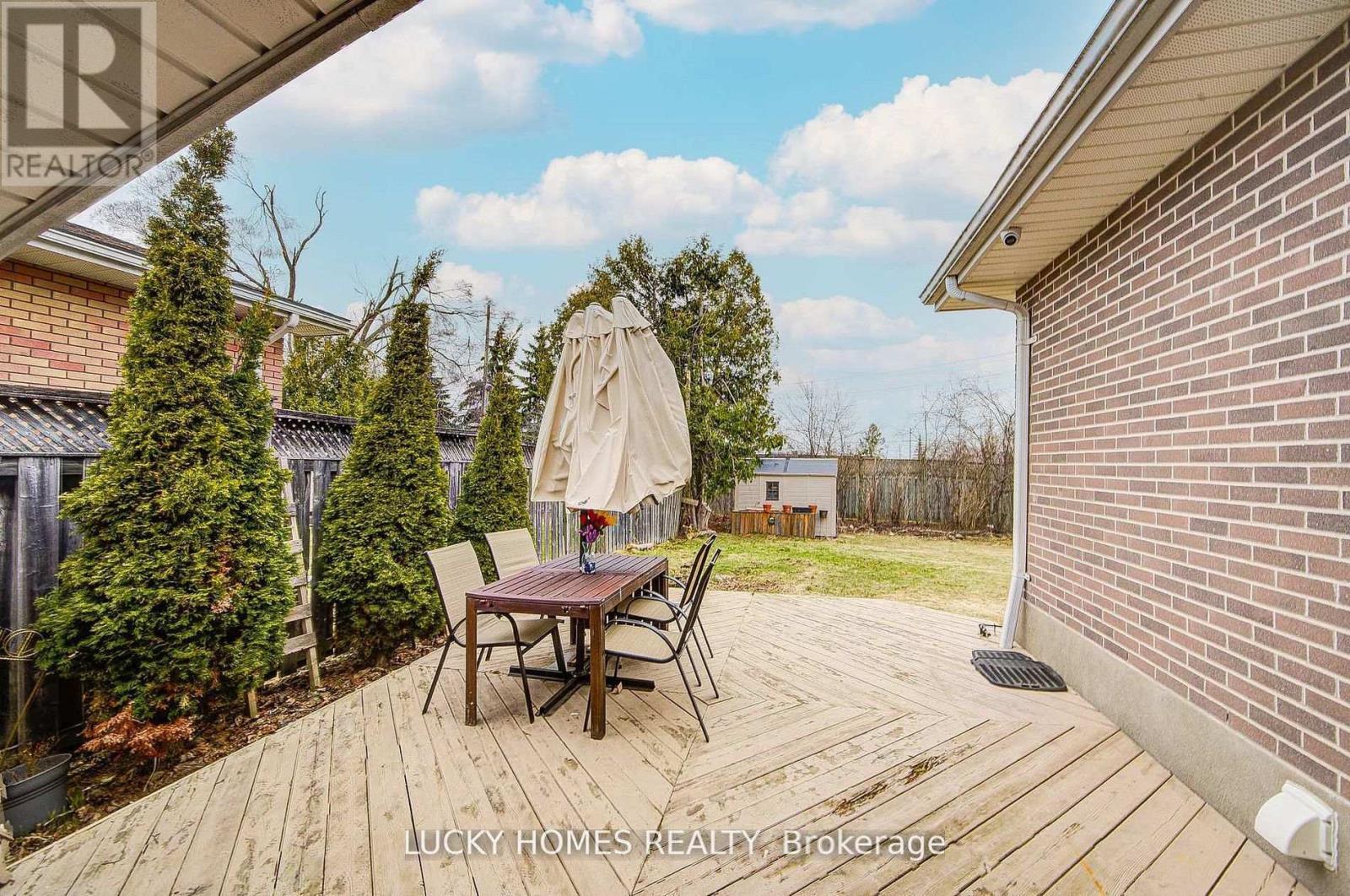 711 Otonabee Drive, Peterborough, ON - Outdoor With Deck Patio Veranda With Exterior