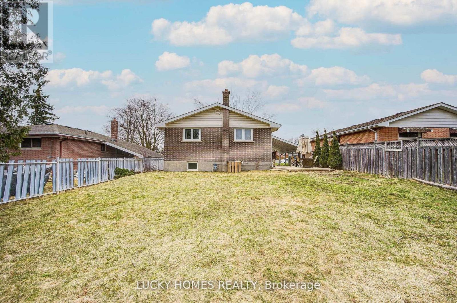 711 Otonabee Drive, Peterborough, ON - Outdoor