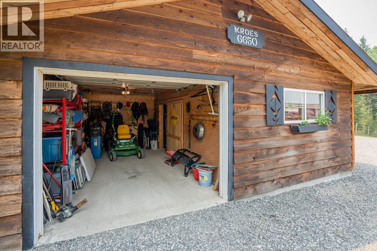 6650 Ryall Road, Lone Butte, BC -