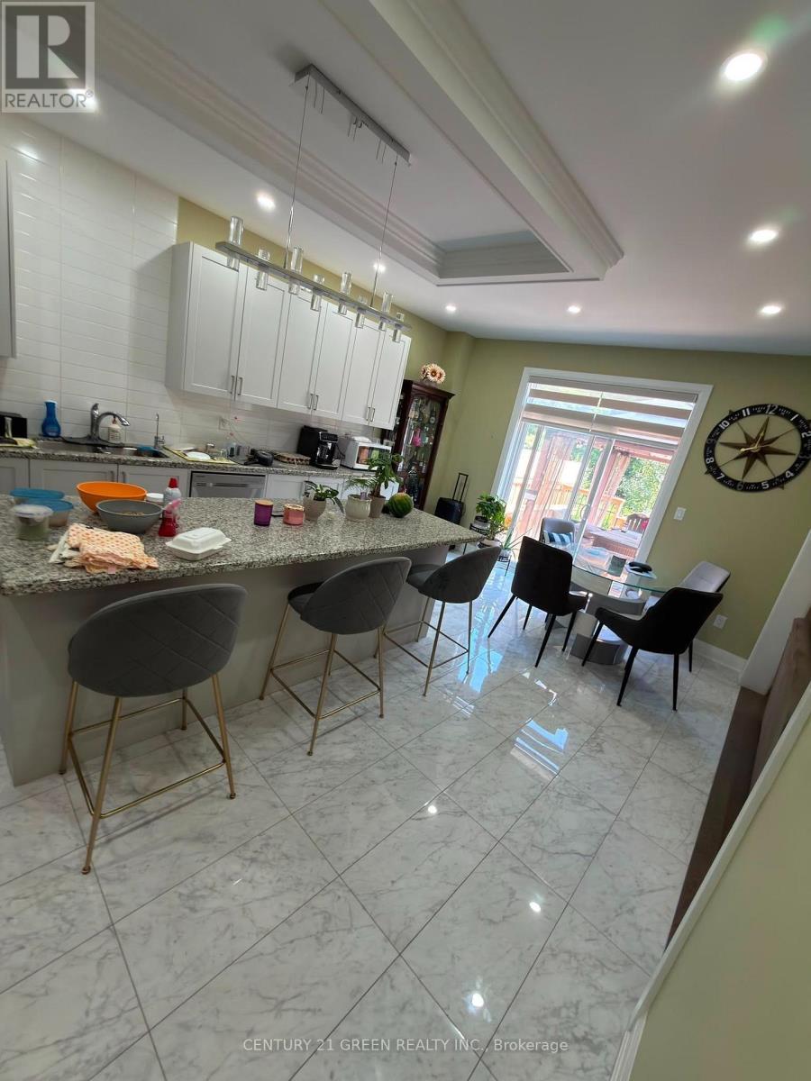 Main - 71 Eberly Woods Drive, Caledon, ON - Indoor Photo Showing Other Room