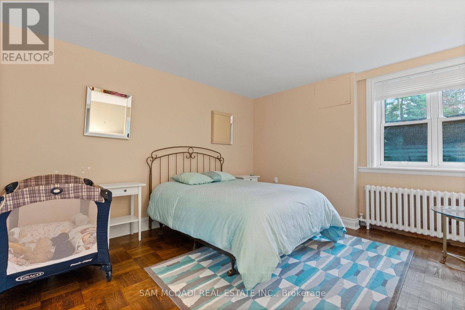 461 Temagami Crescent, Mississauga, ON - Indoor Photo Showing Bedroom